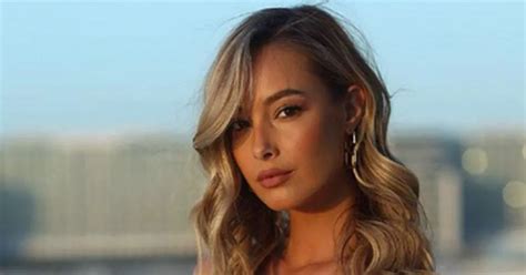 World S Sexiest Football WAG Stuns In White Bikini As Fans Could Look At Her Forever Daily