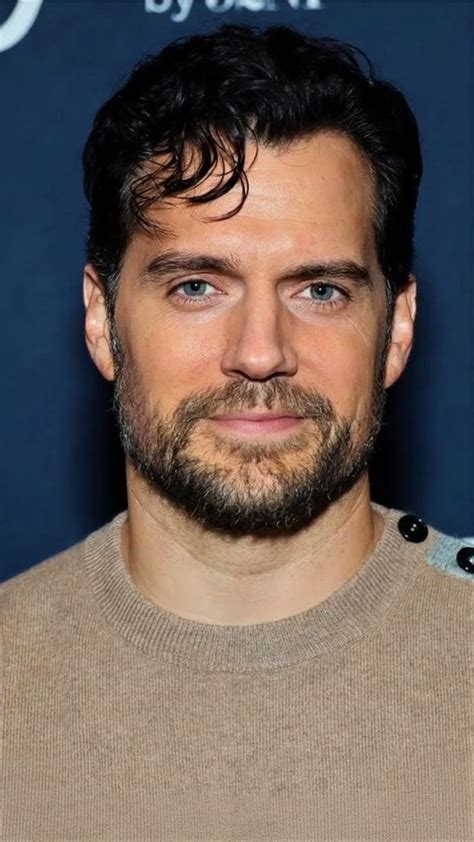 Henry Cavill Net worth 2023 | Henry cavill, Henry cavill eyes
