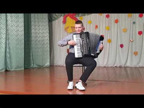 Ждан Александр 13 лет аккордеон Е.Дербенко Сюита - YouTube