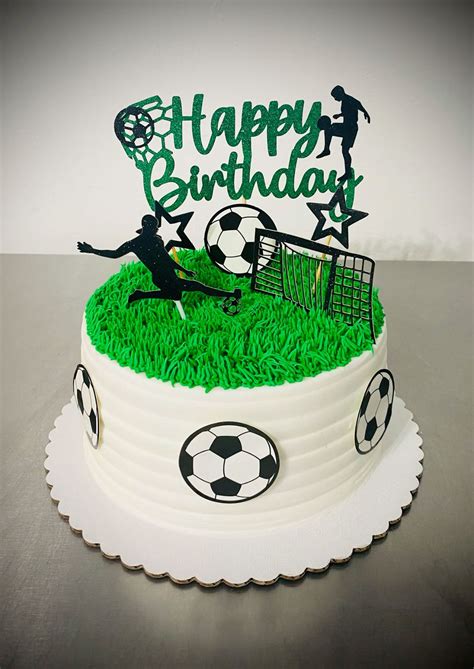 Soccer birthday cake | Tortas temáticas, Pasteles de cumpleaños de