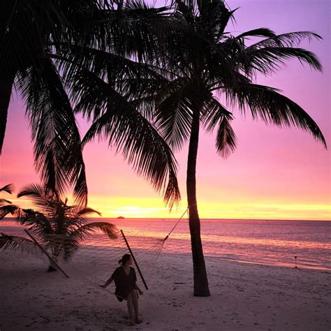 Sunsets are meditative and healing