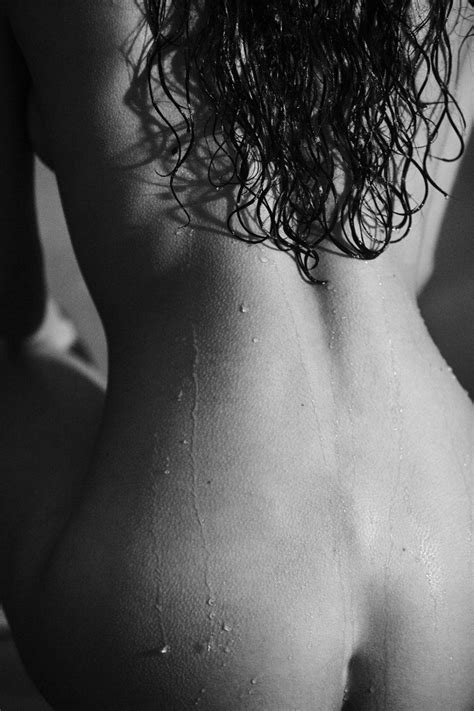 Emilie Payet Nude 6 Photos TheFappening