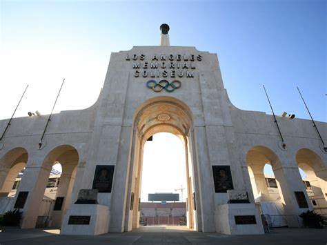 The Greatest Sports Moments in Los Angeles Coliseum History | Discover ...