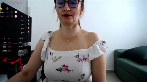 Petite Big Natural Tits Mature Solo Webcam Show