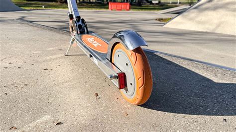 Razor Icon Electric Scooter Review A Classic Reinvented Toms Guide