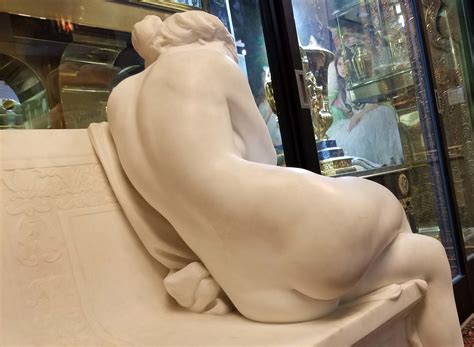 Manhattan Art Antiques Center NYC 2019 The Great Nude