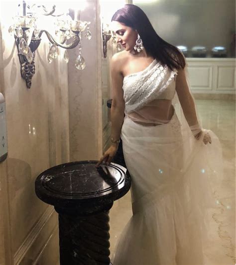 You Will Be Blown By Kundali Bhagya Actress Shraddha Aryas Hot As Hell