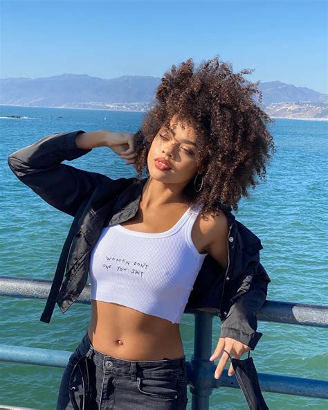Caitlyn Mwenifumbo | We love a friendly reminder on a beautiful day
