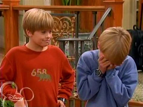 Picture Of Cole And Dylan Sprouse In The Suite Life Of Zack And Cody Spr Suitelife102060