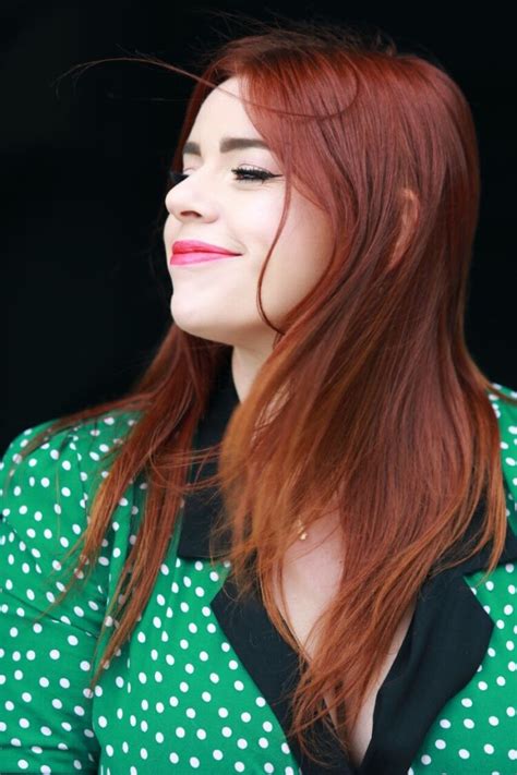 9 Hot Sexy Alysha Umphress Bikini Pics