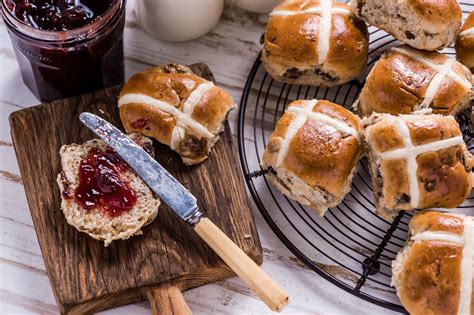 Mary Berrys Hot Cross Buns Recipe Welcome To The Lazy Ko Ranch
