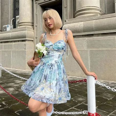 Local Brand B N V Y Hoa Nh N I Nh C N Tr N Instagram Li N T C C P Nh T Hot Trend Gi L I