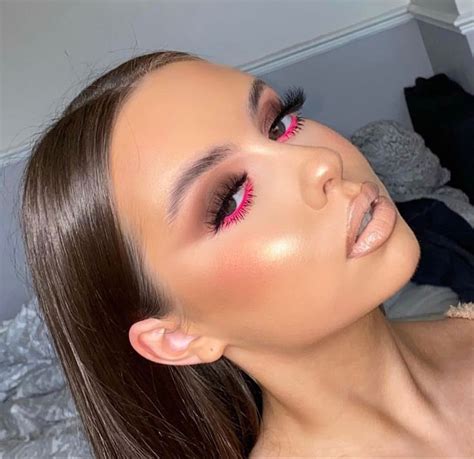 Pin By Jeannette Banda On Makeup Beauty In Glam Makeup Nude Lip Makeup Looks