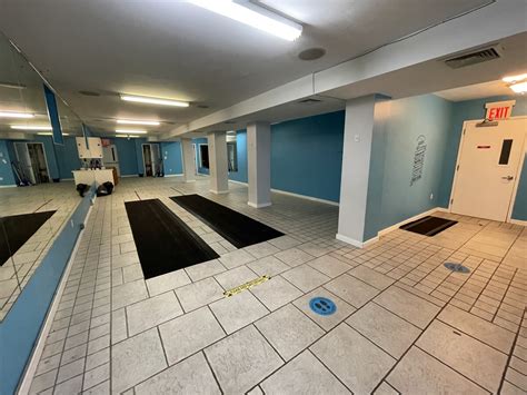 grand ave maspeth ny  loopnet