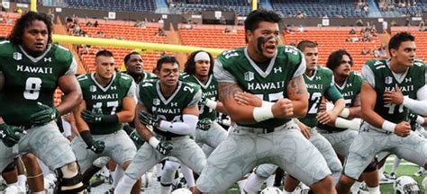 Hawaii Rainbow Warriors Football Trivia Quiz | NFL Trivia | Warriors ...