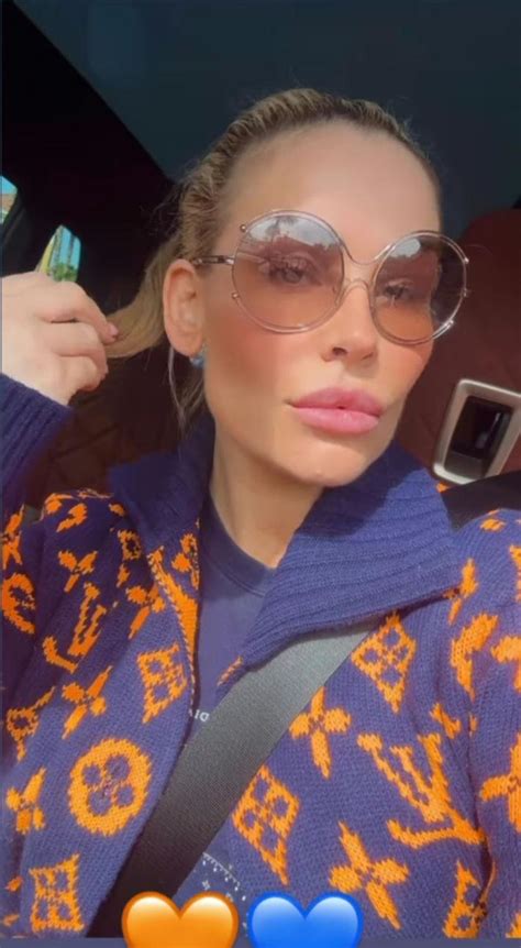 Nattie Showing Off Her Hot Plastic Lips R WrestlingDivasEra