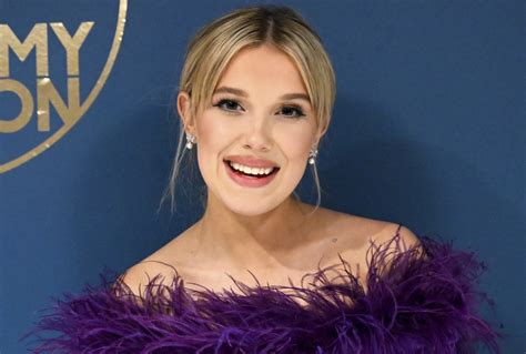 Millie Bobby Brown Is A Holiday Vacay Vibe In New Bikini Pic TrendRadars