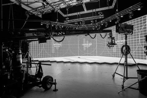 The Age of Virtual Production - The Interactive & Immersive HQ 