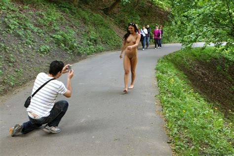 Japanese Women Walk Naked On The Street 42 Photos Sex Pics