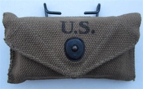 IMCS Militaria US WW2 First Aid Kit Pouch With First Aid Kit