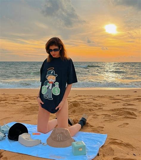 Hot Girl Th D Ng R M C A Ch Di N N I Y N Gi N V N Khoe Ng Cong