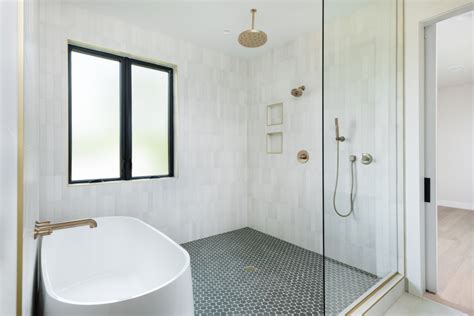 Englewood 3075 Transitional Bathroom Denver By Shadow Creek Homes Houzz