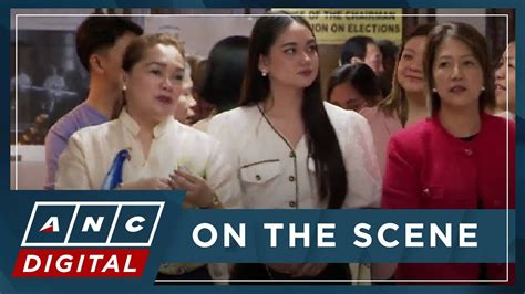 Look It S Showtime Sexy Babe Contestant Clueless On Poll Body Tours Comelec Office Anc