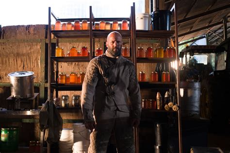 The Beekeeper | Filme de ação com Jason Statham ganha clipe repleto de