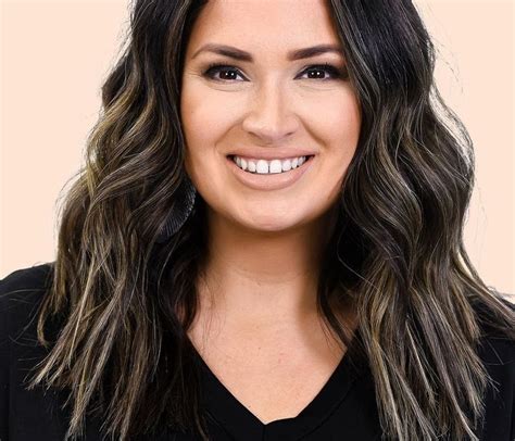 Cyclopentasiloxane For Hair Benefits And Product Recommendations