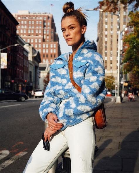 Clouds In 2020 Fashion Nina Agdal White Jeans