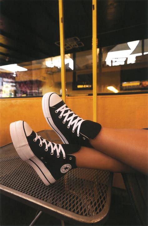 5 класики в гардероба ни, с които ще посрещнем пролетта по най-стилния ...