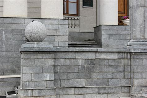 Серый гранит - Art Stone Group Москва