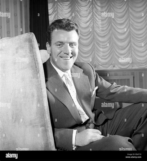 TV presenter Eamon Andrews. 1957 A255-002 Stock Photo - Alamy