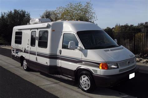 Motorhomes 1999 Winnebago Volkswagen Rialta 22qd