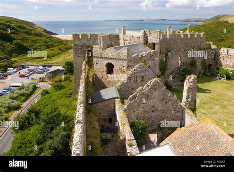 Manorbier village wales hi-res stock photography and images - Alamy