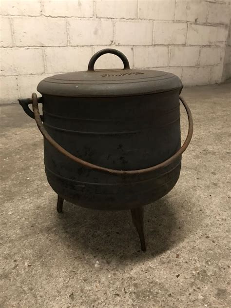 Ancien Chaudron En Fonte Marque Chappée Selency