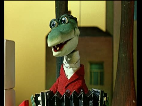 Чебурашка и крокодил Гена. Сборник мультфильмов (DVD) (полная ...