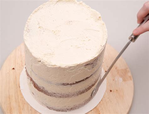 Mariage Champ Tre Un Naked Cake Orn De Fleurs Et D Eucalytus Marie Claire