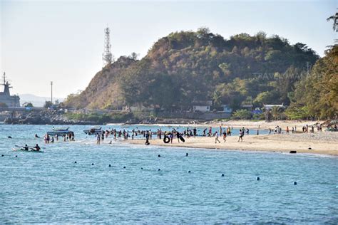 Photo Gallery เผยภาพอันซีน หาดนางรอง นางรำ” วันแนวปะการังโผล่ริมหาด