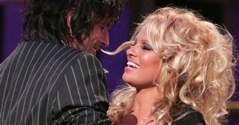 Pamela Anderson Reveals Dark Truth Behind World Famous Sex Tape Daily Star