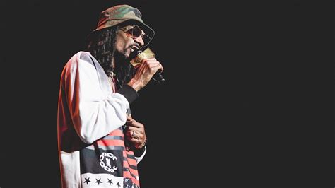 How Old Is Rapper Snoop Dogg