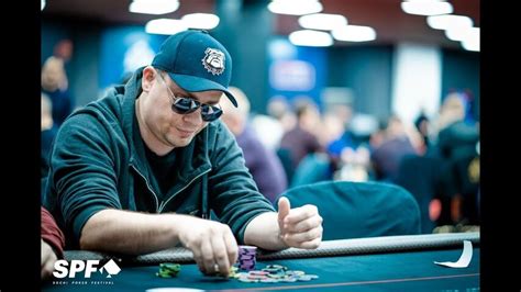 Покерные фишки, виды и значения. Стоимость фишек в покере по цветам ...