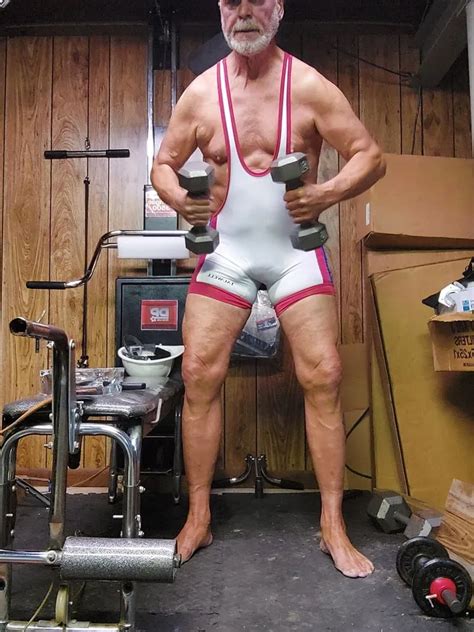 Working Out In Singlet Nude Pics Xhamster