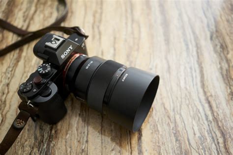 Sony FE 85mm f/1.8 Review - GearOpen.com