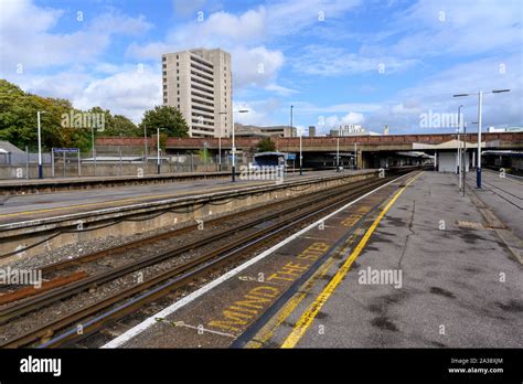 Southampton central station hi-res stock photography and images - Alamy