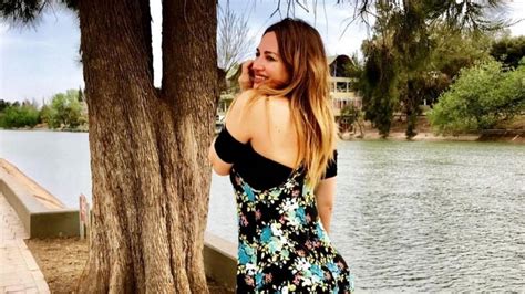 De Espalda Y Con Una Diminuta Bikini La Foto De Bel N Francese Que Se Llev Todos Los Suspiros