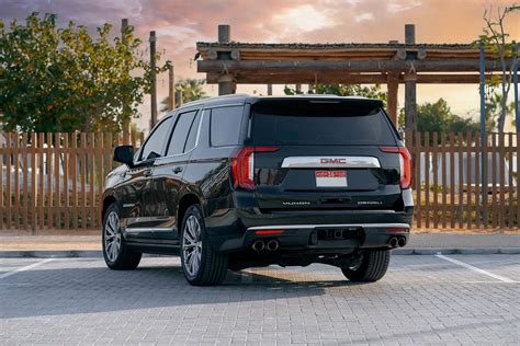 GMC Yukon Denali - VOLOCAR