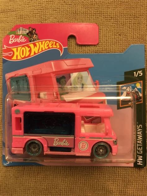 HOT WHEELS BARBIE Dream Camper HW Getaways 21 250 Short Card New 12
