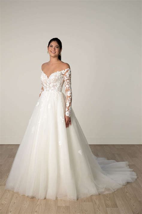 018331 - Caryn's Bridal
