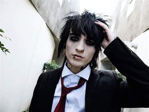 Johnnie Guilbert Johnnie Guilbert Hot Emo Guy Emo Guys